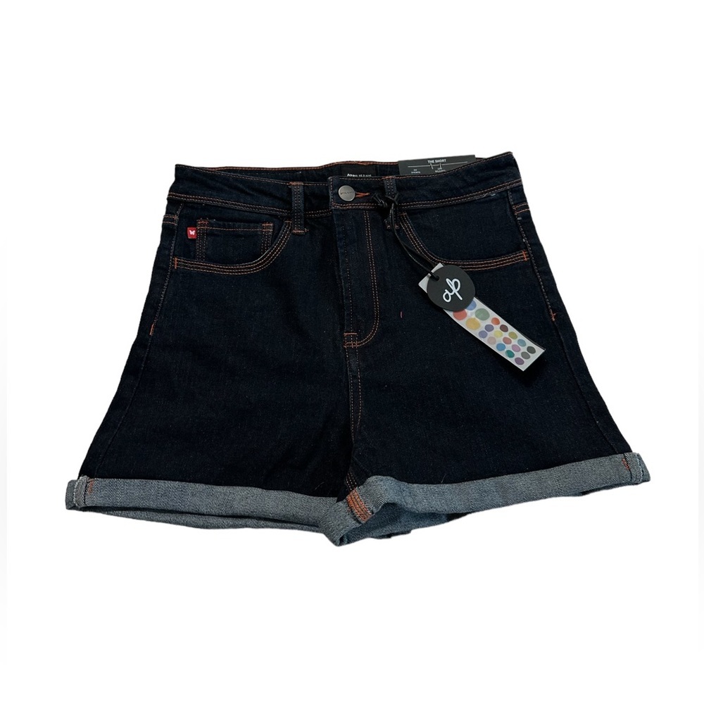 April Jeans Fit Leg Relaxed High Rise Short Jeans Size Medium